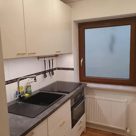 Appartamento Ruhige 80 M2 Duplexwohnung Mit Garten, 2 Baedern Und Parkplatz Nahe Innenstadt Monaco di Baviera